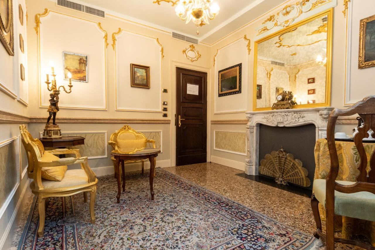 Palazzo Paruta & Wellness Suites Venice Luaran gambar